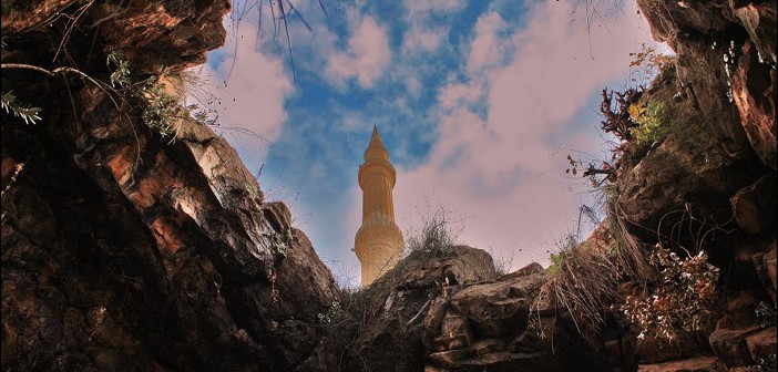 Allah’a İman ve Bağlılığın Önemi