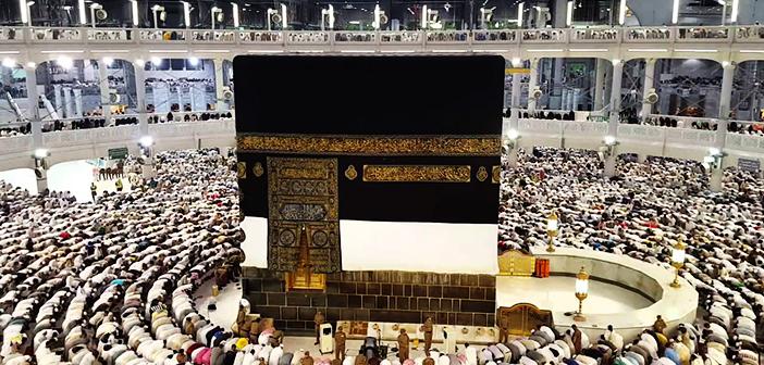 Mescid-i Haram’da Kadınlar ve Erkeklerin Aynı Safta Namaz Kılmaları Caiz midir?