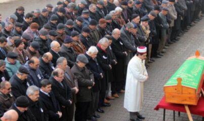 Şafii Mezhebine Göre Cenaze Namazı Nasıl Kılınır? Kaç Rekattır? Nasıl Niyet Edilir?