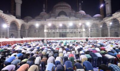 Şafii Mezhebine Göre Namaz Nasıl Kılınır? Hangi Dualar Okunur?